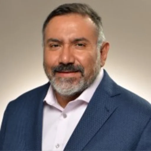 Richard D Avila
