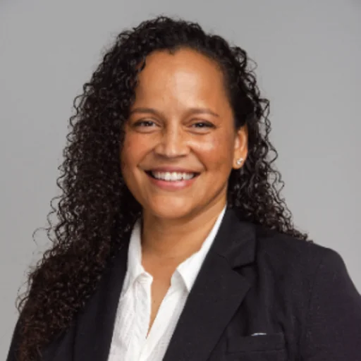 Noelle Russell, expert instructor on ExpertEdge