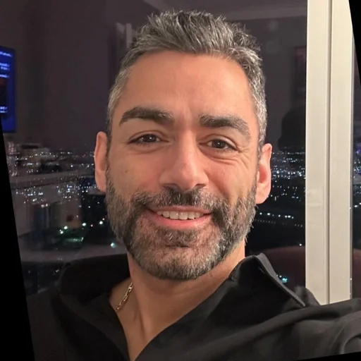 Sina Fakhraee